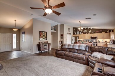 15274 W Hearn Rd-11
