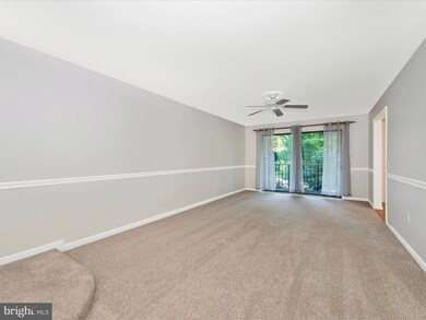 13213 Dairymaid Dr unit 201, Germantown, MD 20874 - photo 6