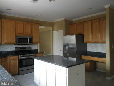 2905 Brent Ridge Ct, Dumfries, VA 22026 - photo 5