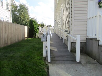 19 Gooding St, Pawtucket, RI 02860 - photo 7