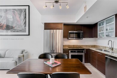 Brickell On The River unit 1709, Miami, FL 33131 - photo 6