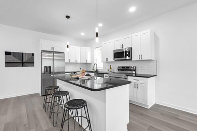 7-web-or-mls-1191-seymour-ave