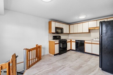 60 Florry Dr unit 27, Dracut, MA 01826 - photo 6