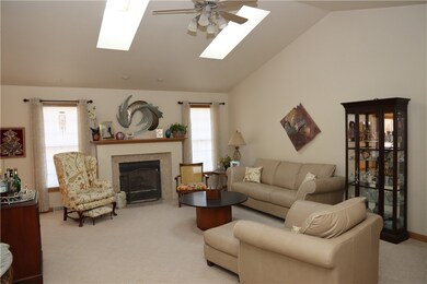 4028 Commodore Dr, Erie, PA 16505 - photo 6