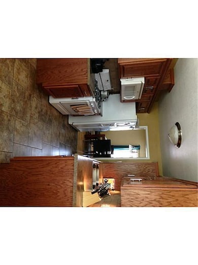 10300 Maxwood Dr, El Paso, TX 79925 - photo 6