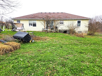 5106 S 165th Rd, Bolivar, MO 65613 - photo 4