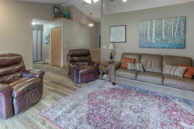mls 246 Euclid Ave 06