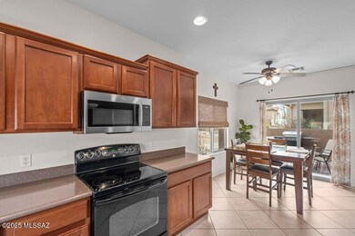 10550 E Native Rose Trail, Tucson, AZ 85747 - photo 5