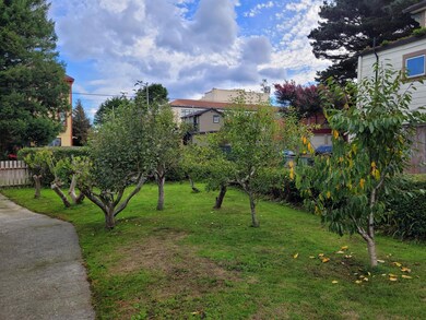 1027 D St, Eureka, CA 95501 - photo 4