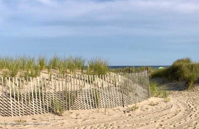 Lareine beach