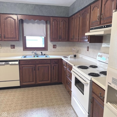 512 S Poplar St, Greensburg, IN 47240 - photo 7