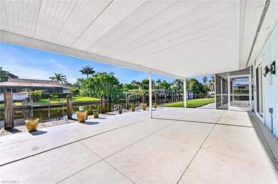 Large covered lanai with led lights