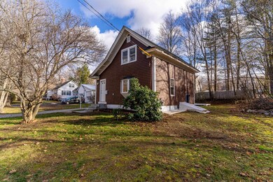 22 Richardson St, Rochester, NH 03867 - photo 3