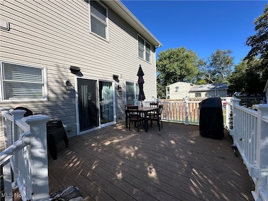 1123 Adams St, Vermilion, OH 44089 - photo 6