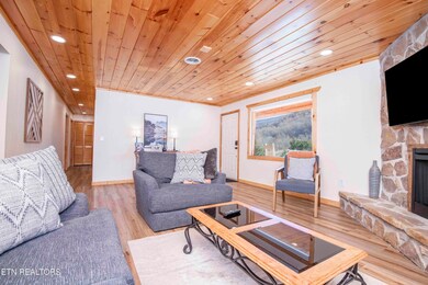 3260 Covemont Rd, Sevierville, TN 37862 - photo 6