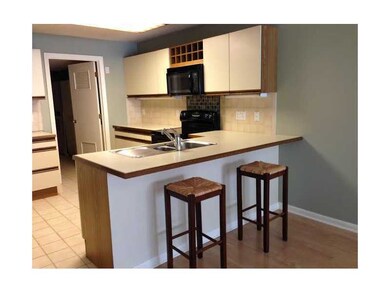 791 Williamsburg Cir unit 427, Warwick, RI 02886 - photo 5