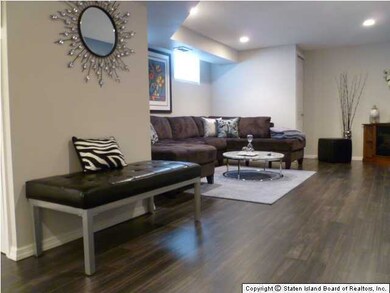 270 Elverton Ave, Staten Island, NY 10308 - photo 6