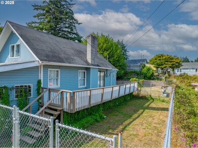 1138 Oregon Ave, Coos Bay, OR 97420 - photo 4