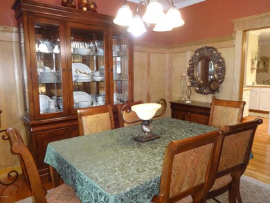 Formal Dining