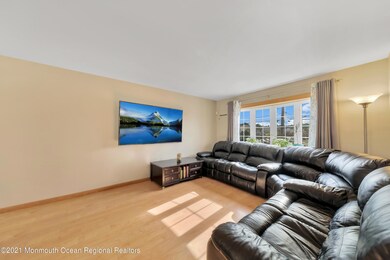 1068 Andrews Dr, Perth Amboy, NJ 08861 - photo 3