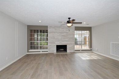 15951 Viney Creek Dr, Houston, TX 77095 - photo 3