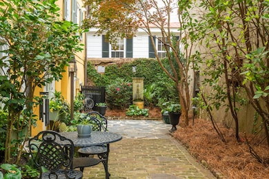 61 1/2 Tradd St, Charleston, SC 29401 - photo 6