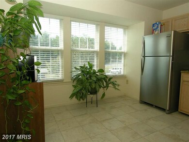 4130 Applegate Ct, Suitland, MD 20746 - photo 3