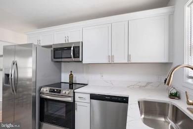 902 Hanson St, Salisbury, MD 21801 - photo 3