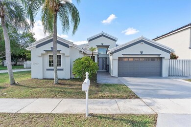 1086 SW 102nd Terrace, Pembroke Pines, FL 33025 - photo 2