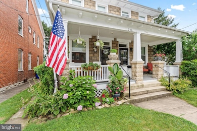 246 W 5th St, Frederick, MD 21701 - photo 2