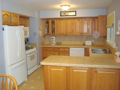 3346 N Chianti Dr, La Porte, IN 46350 - photo 2