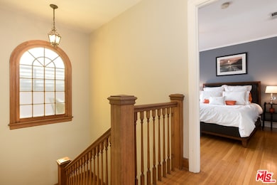 2132 Wellington Rd, Los Angeles, CA 90016 - photo 3