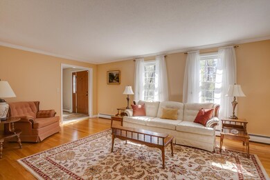 43 Sandy Pond Pkwy, Bedford, NH 03110 - photo 4