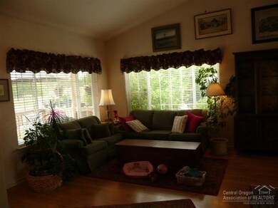 20774 Mira Cir, Bend, OR 97701 - photo 7