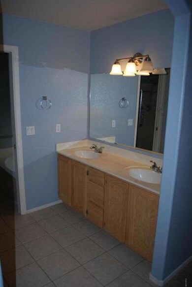 2717 E Northridge St, Mesa, AZ 85213 - photo 6