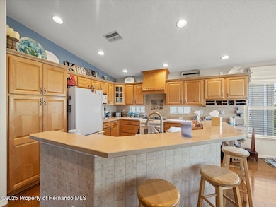 32-Kitchen