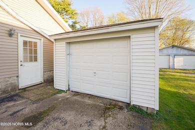 545 Clinton Ct, Findlay, OH 45840 - photo 5