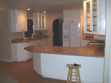 1810 Burton Ave, Burley, ID 83318 - photo 2