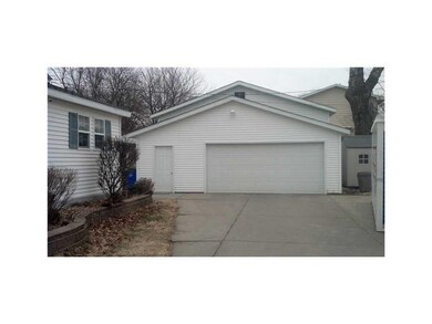 Garage.