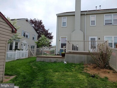 215 Elm St, Reading, PA 19606 - photo 4