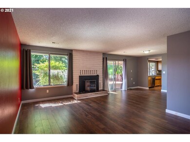 1316 E Fourth Ave, Sutherlin, OR 97479 - photo 6