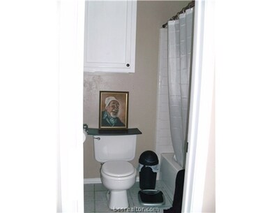 Master Bath/Spa.