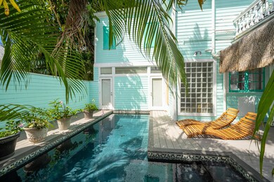 Pool & Backyard