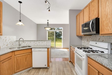 16872 90th Ct N, Osseo, MN 55311 - photo 4