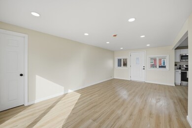 91 Norman St, Chicopee, MA 01013 - photo 6