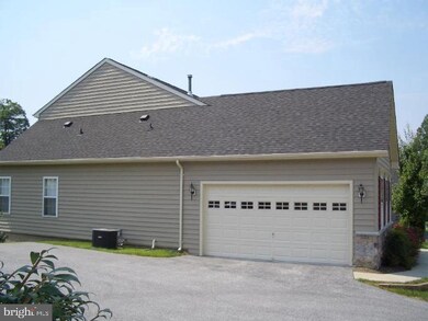 229 Teapot Ct, Reisterstown, MD 21136 - photo 3