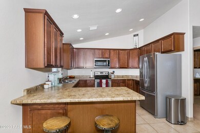 1475 W Saddle Rd, Paulden, AZ 86334 - photo 7