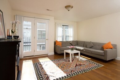 241 Prospect St unit 2, Cambridge, MA 02139 - photo 4