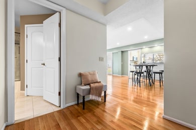 Seal Harbor Condominiums unit 137, Winthrop, MA 02152 - photo 2