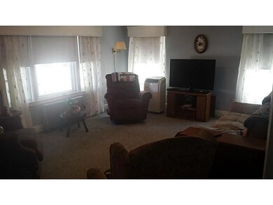 29 Beech St, Woonsocket, RI 02895 - photo 7